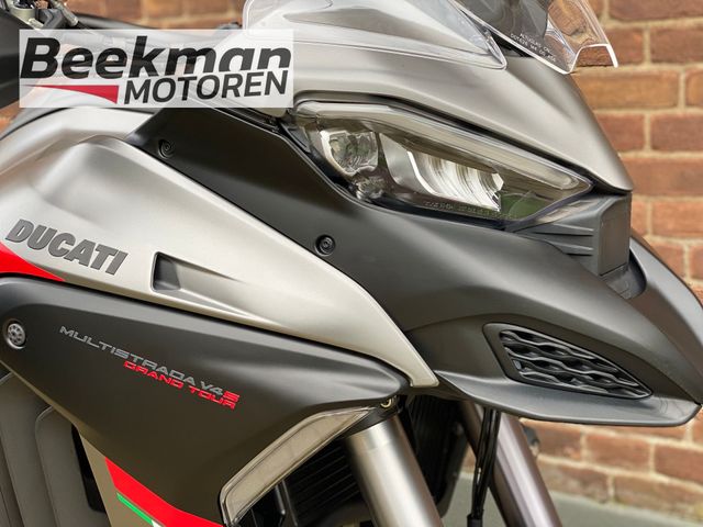 ducati - multistrada-v4-s-grand-tour