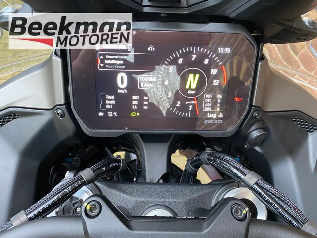 ducati - multistrada-v4-s-grand-tour