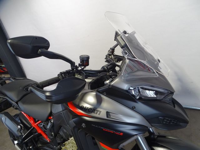 ducati - multistrada-v4-s-grand-tour