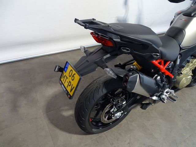 ducati - multistrada-v4-s-grand-tour