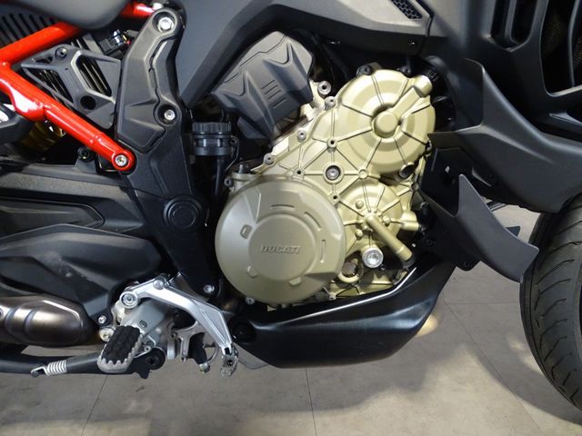 ducati - multistrada-v4-s-grand-tour