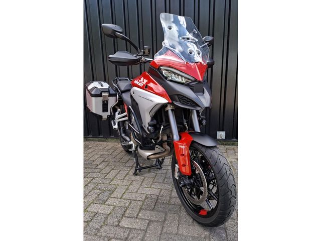 ducati - multistrada-v4-s-grand-tour