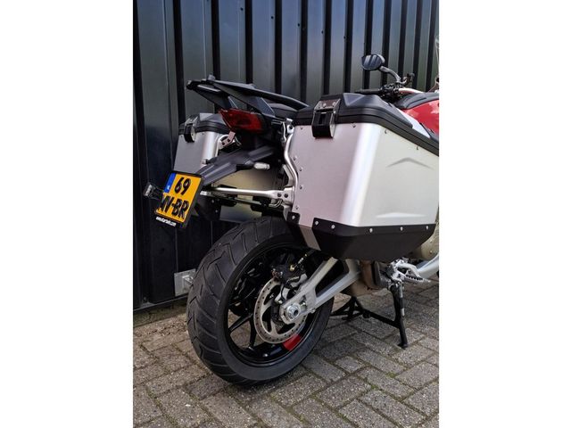 ducati - multistrada-v4-s-grand-tour