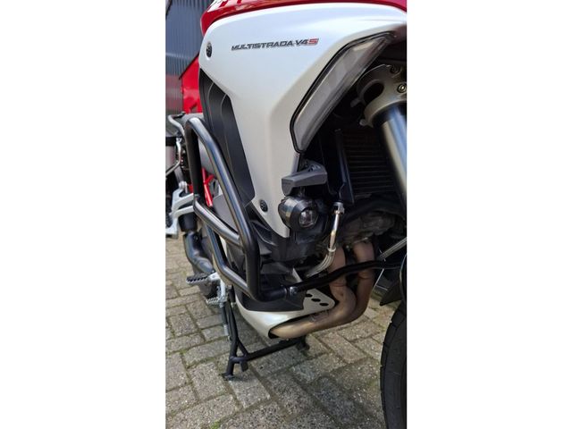 ducati - multistrada-v4-s-grand-tour