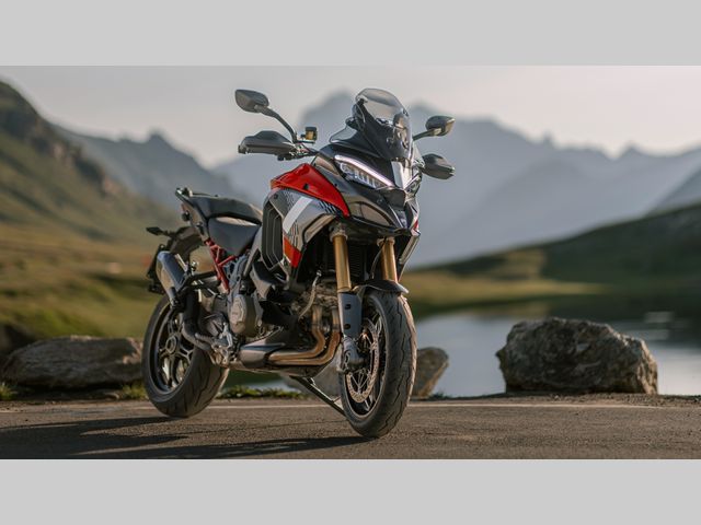 ducati - multistrada-v4-s-pikes-peak