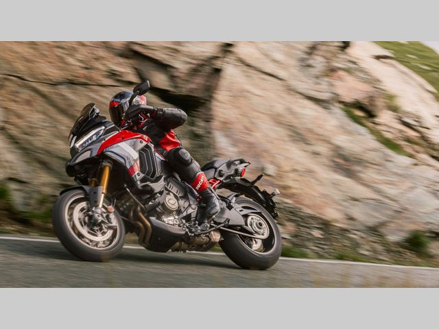 ducati - multistrada-v4-s-pikes-peak