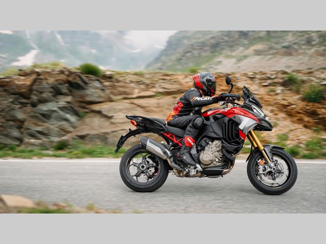 ducati - multistrada-v4-s-pikes-peak