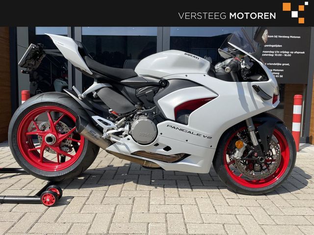 ducati - panigale-v2