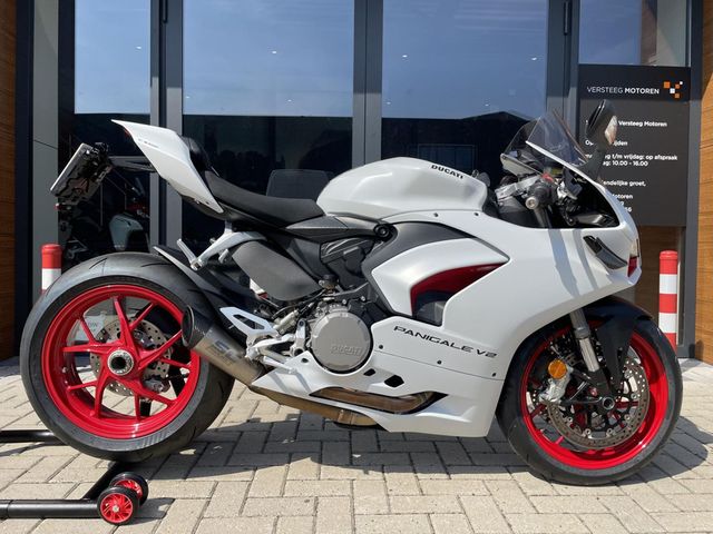 ducati - panigale-v2