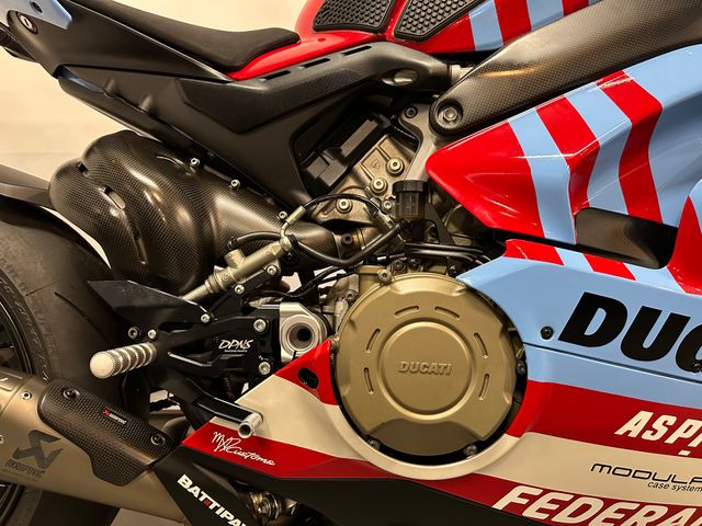 ducati - panigale-v4