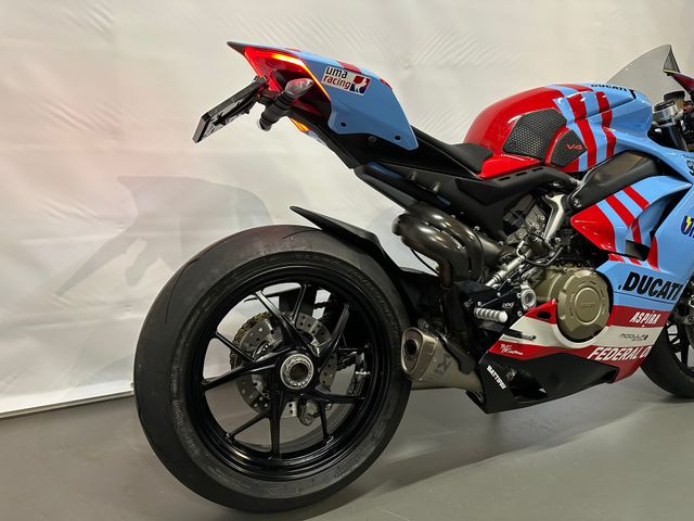 ducati - panigale-v4