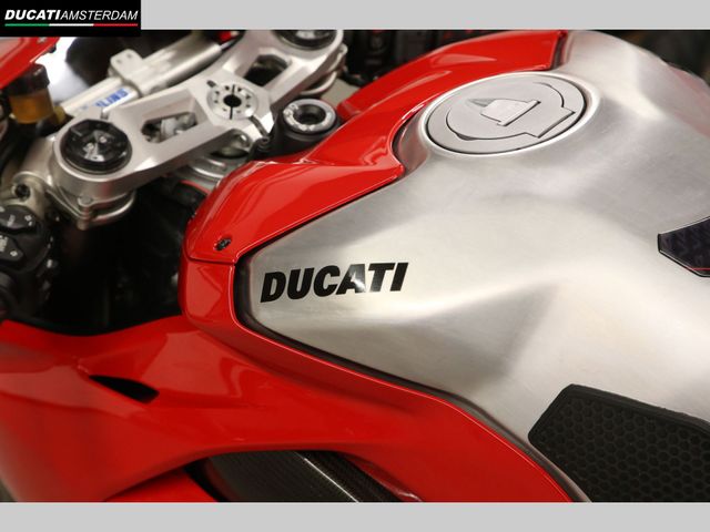 ducati - panigale-v4