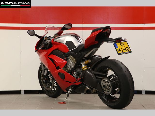 ducati - panigale-v4