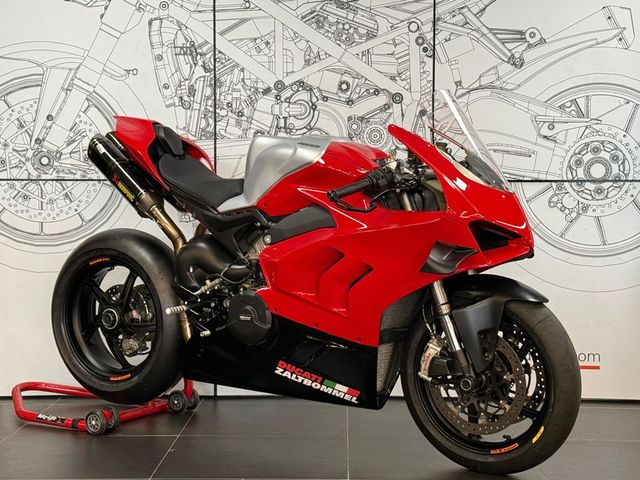 ducati - panigale-v4