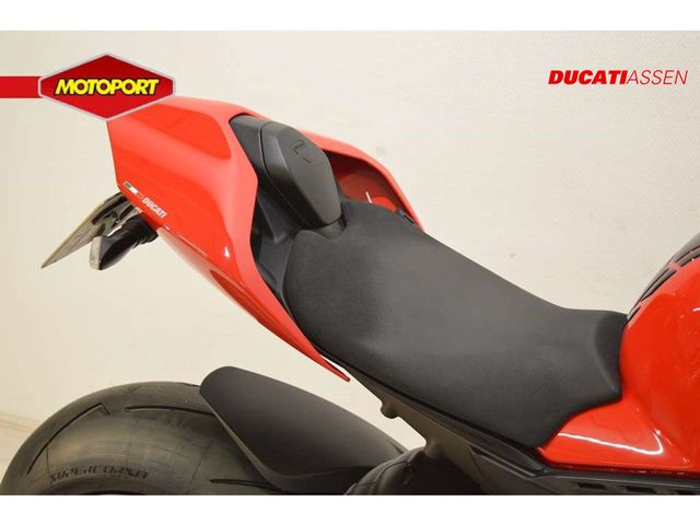 ducati - panigale-v4