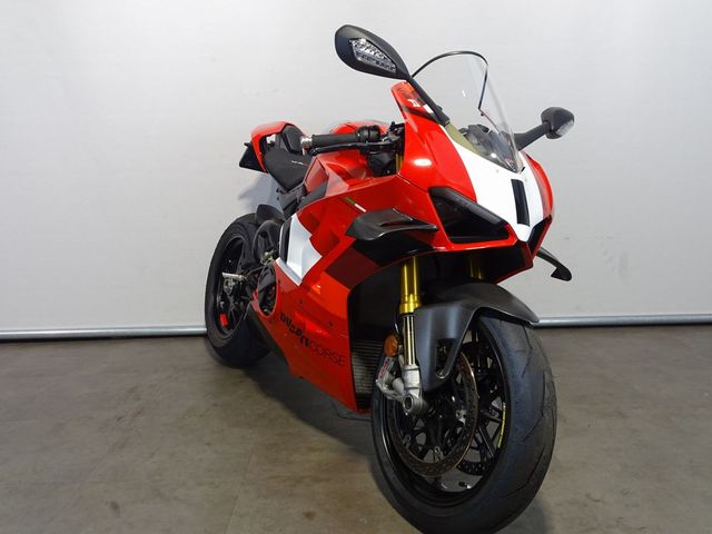 ducati - panigale-v4-r