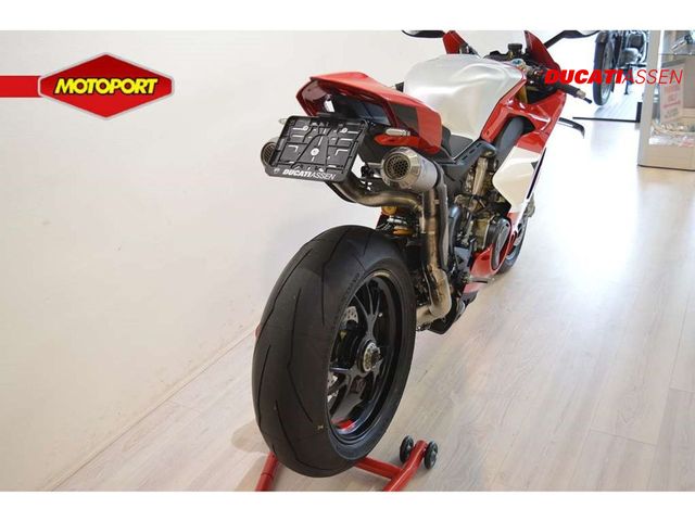 ducati - panigale-v4-r