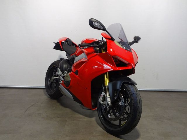 ducati - panigale-v4-s