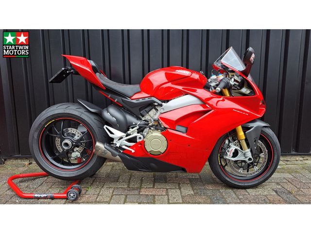 ducati - panigale-v4-s