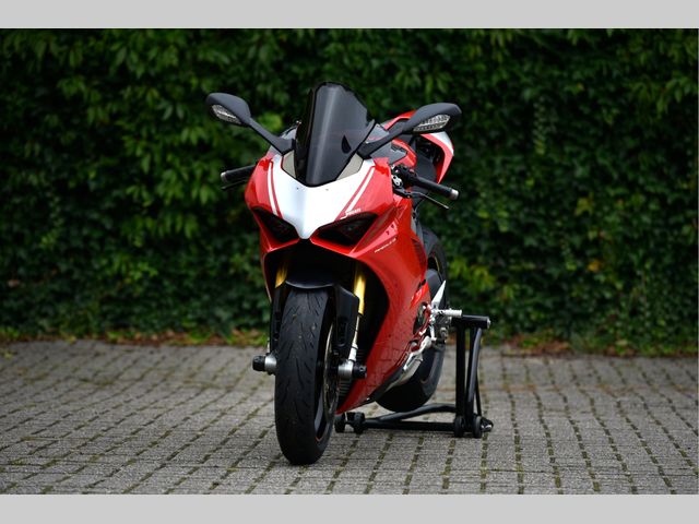 ducati - panigale-v4-s