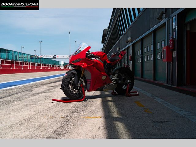 ducati - panigale-v4-s