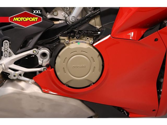 ducati - panigale-v4-s