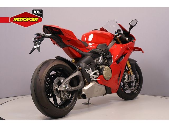 ducati - panigale-v4-s