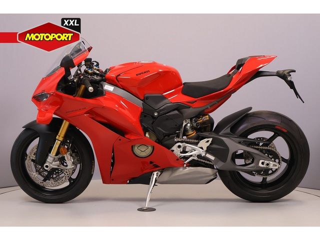 ducati - panigale-v4-s