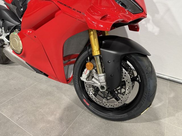 ducati - panigale-v4-s