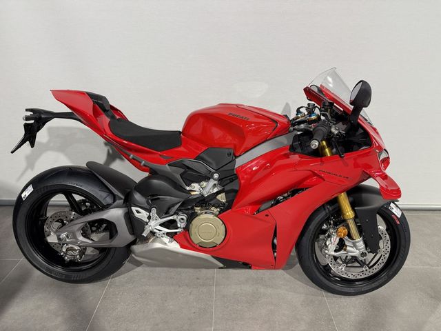 ducati - panigale-v4-s