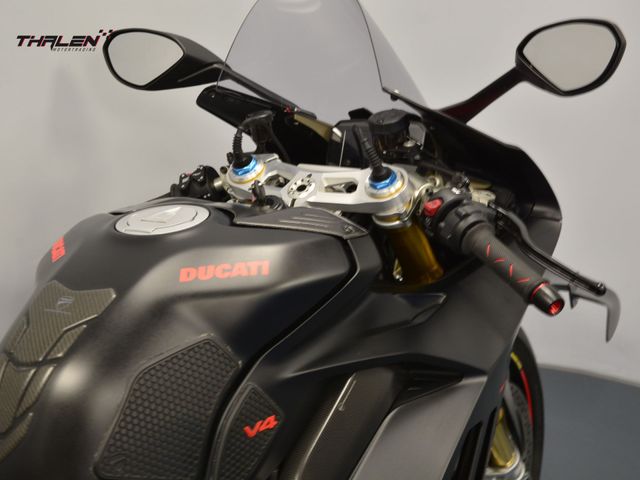 ducati - panigale-v4-s