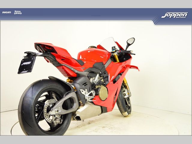 ducati - panigale-v4-s