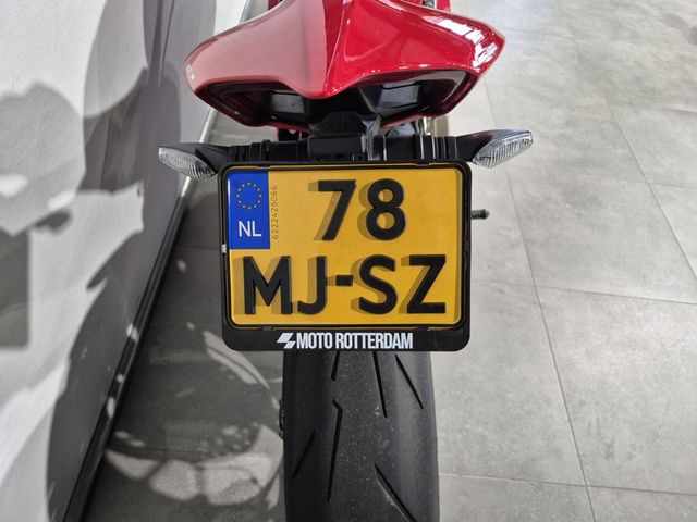 ducati - panigale-v4-s