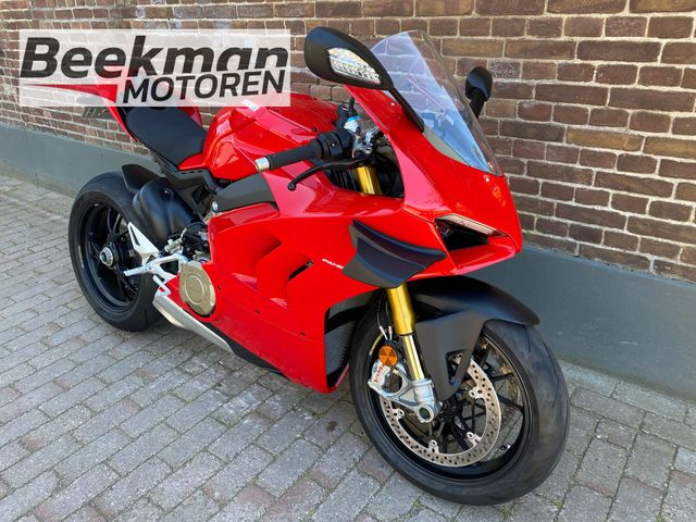 ducati - panigale-v4-s