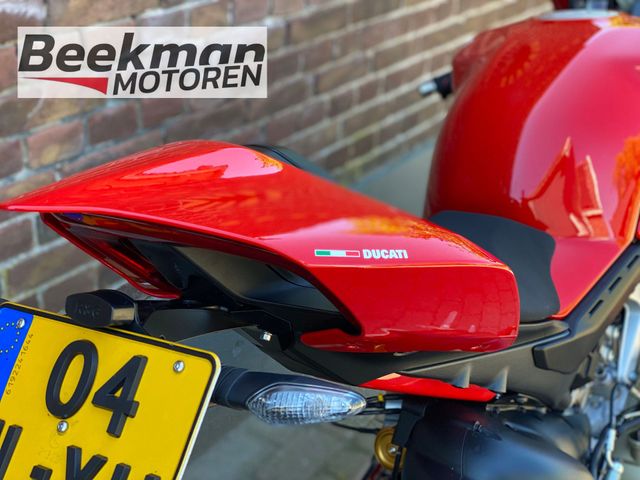 ducati - panigale-v4-s