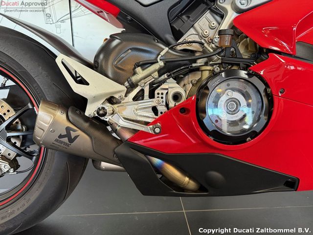 ducati - panigale-v4-s