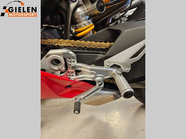 ducati - panigale-v4-s