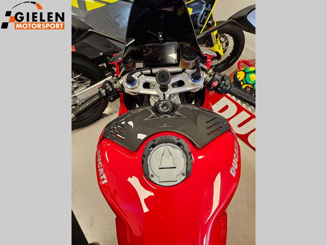 ducati - panigale-v4-s