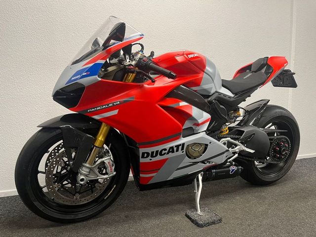 ducati - panigale-v4-s-corse