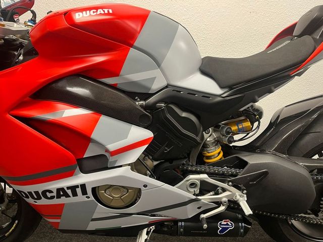 ducati - panigale-v4-s-corse