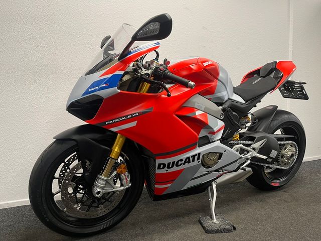 ducati - panigale-v4-s-corse