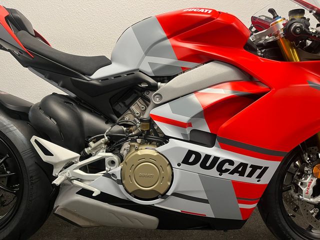 ducati - panigale-v4-s-corse