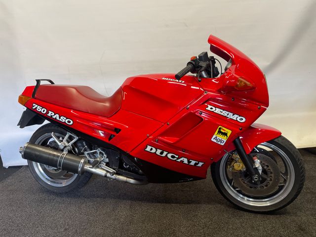 ducati - paso-750