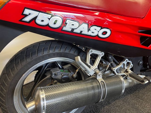 ducati - paso-750