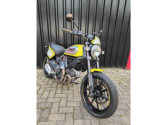 ducati - scrambler-flat-track-pro