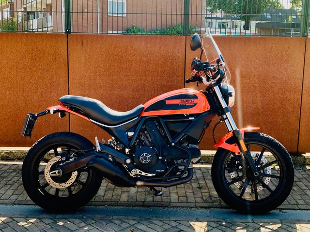 ducati - scrambler-sixty2