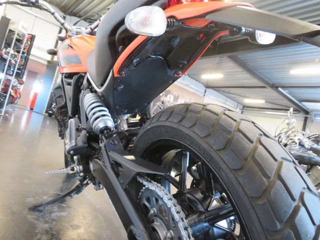 ducati - scrambler-sixty2