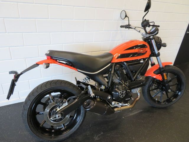 ducati - scrambler-sixty2