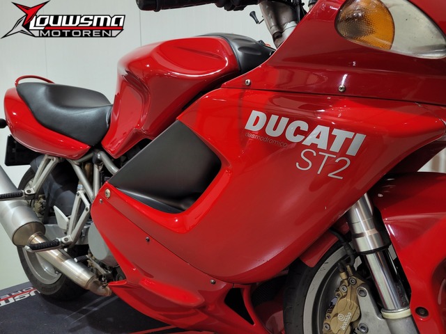 ducati - st-2