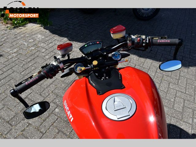 ducati - streetfighter--s-1098